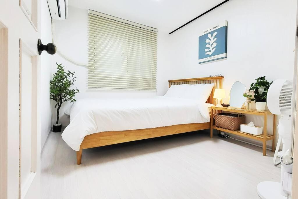 홍대 # H101 Apartment